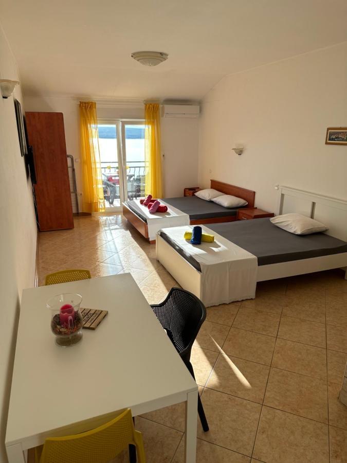 Apartments Badnje Dramalj Extérieur photo